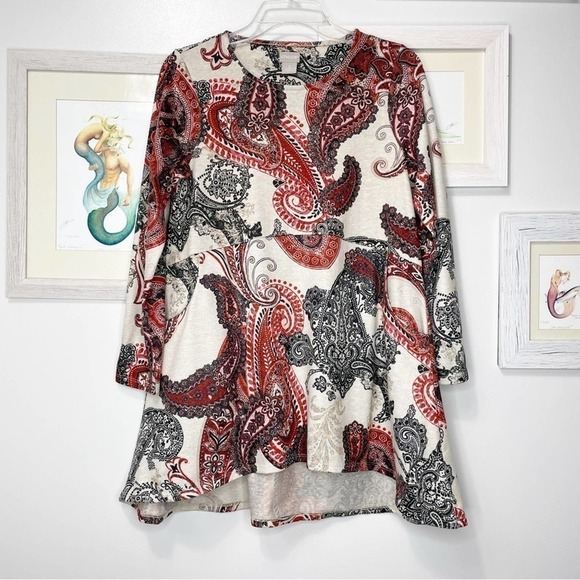 CHICO’S Red & Black Paisley Button Sleeve Tunic Size Small - Picture 1 of 14